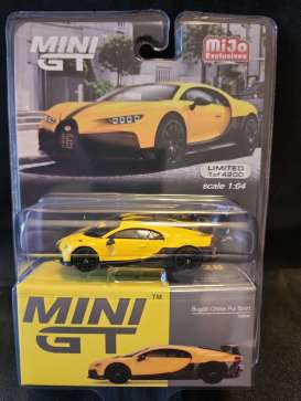 Bugatti  - Chiron yellow - 1:64 - Mini GT - 00428-L - MGT00428lhd-MJ | The Diecast Company