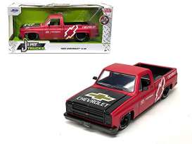 Chevrolet  - C-10 pick-up 1985 matt red/black - 1:24 - Jada Toys - 34315 - jada34315mrb | The Diecast Company