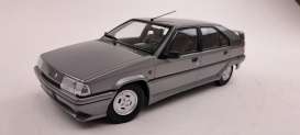Citroen  - BX GTi 1990 silver metallic - 1:18 - Triple9 Collection - 1800464 - T9-1800464 | The Diecast Company