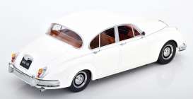 Daimler  - 250 V6 1962 white - 1:18 - KK - Scale - 181033 - kkdc181033 | The Diecast Company