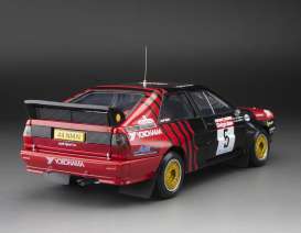 Audi  - Quattro A2 #5 J.Bosch 1983 black/red - 1:18 - SunStar - 4257 - sun4257 | The Diecast Company