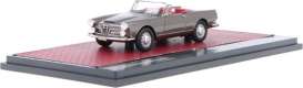 Alfa Romeo  - 2600 grey metallic - 1:43 - Matrix - 40102-153 - MX40102-153 | The Diecast Company