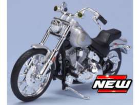 Harley Davidson  - FXST 1984 silver - 1:18 - Maisto - 39360-23107 - mai23107 | The Diecast Company