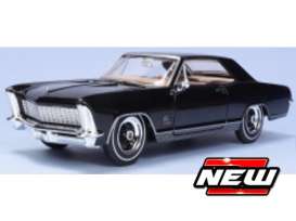 Buick  - Riviera 1965 black - 1:24 - Maisto - 31214B - mai31214B | The Diecast Company