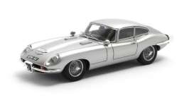 Jaguar  - E-Type 1964 silver - 1:43 - Matrix - 51001-091 - MX51001-091 | The Diecast Company