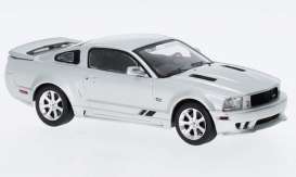 Ford Mustang - Saleen 2005 grey metallic - 1:43 - IXO Models - CLC535 - ixCLC535 | The Diecast Company