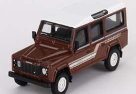 Land Rover  - Defender 110 1985 brown - 1:64 - Mini GT - 00734-L - MGT00734Lhd | The Diecast Company