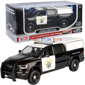 Ram  - 1500 Laramie Crew Cab 2019 black/white - 1:27 - Motor Max - 76997 - mmax76997 | The Diecast Company