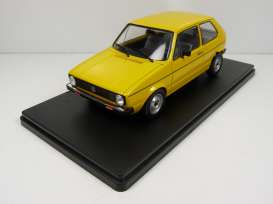 Volkswagen  - Caribe yellow - 1:24 - Magazine Models - MVQ9 - mag24MVQ9 | The Diecast Company