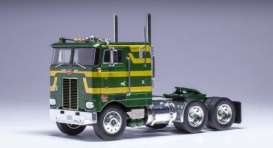 Peterbilt  - T 352 1979 green - 1:43 - IXO Models - tr184 - ixtr184 | The Diecast Company