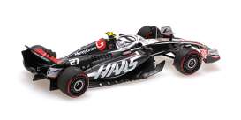 Haas  - VF-24 2024 black/white - 1:43 - Minichamps - 417240127 - mc417240127 | The Diecast Company