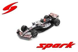 Haas  - VF-24 2024 white/black/red - 1:18 - Spark - 18S990 - spa18S990 | The Diecast Company