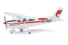 Cessna  - 172  white/red - 1:87 - Herpa - H019477 - herpa019477 | The Diecast Company