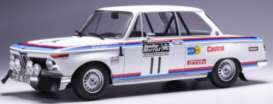 BMW  - 2002 1973  - 1:18 - IXO America - RMC164 - ixo18RMC164 | The Diecast Company
