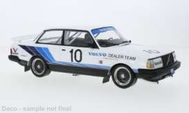 Volvo  - 240 Turbo 1986 white/blue - 1:18 - IXO Models - RMC176 - ixRMC176 | The Diecast Company