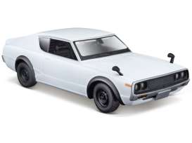 Nissan  - Skyline 2000GT-R 1973 white - 1:24 - Maisto - 31528Z - mai31528Z | The Diecast Company