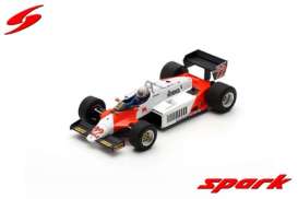 Alfa Romeo  - 183T 1983 white/red - 1:43 - Spark - s8804 - spas8804 | The Diecast Company