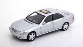 Mercedes Benz  - S55 AMG W2201 2000 silver - 1:18 - Norev - 183816 - nor183816 | The Diecast Company