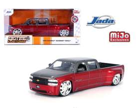 Chevrolet  - Silverado 1999 red - 1:24 - Jada Toys - 35590 - jada35590 | The Diecast Company