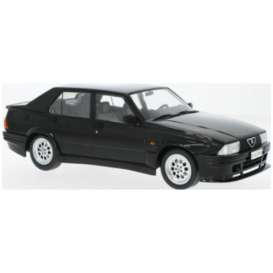 Alfa Romeo  - 75 Turbo Evoluzione 1987 black - 1:18 - MCG - 18429 - MCG18429 | The Diecast Company