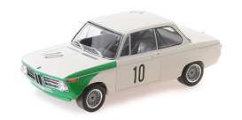 BMW  - 2002 TIK 1968 white/green - 1:18 - Minichamps - 155682710 - mc155682710 | The Diecast Company