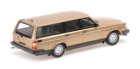 Volvo  - 240 GL Break 1986 gold - 1:18 - Minichamps - 155171415 - mc155171415 | The Diecast Company