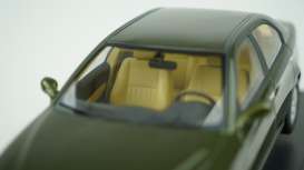 Alfa Romeo  - 166 1999 green metallic - 1:18 - Triple9 Collection - 1800502 - T9-1800502 | The Diecast Company