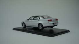Alfa Romeo  - 166 1999 silver metallic - 1:18 - Triple9 Collection - 1800503 - T9-1800503 | The Diecast Company