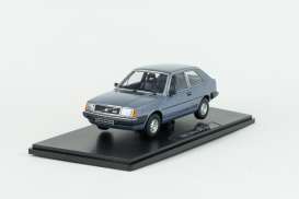 Volvo  - 343 1982 blue metallic - 1:18 - Triple9 Collection - 1800544 - T9-1800544 | The Diecast Company
