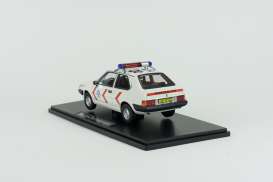 Volvo  - 343 1982 white - 1:18 - Triple9 Collection - 1800545 - T9-1800545 | The Diecast Company