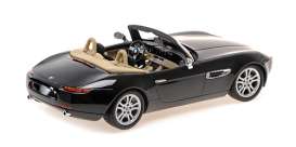 BMW  - Z8 Roadster 2000 black - 1:18 - Minichamps - 155024231 - mc155024231 | The Diecast Company