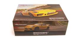 Porsche  - 911 GT3 2017 yellow - 1:43 - Minichamps - 410066029 - mc410066029 | The Diecast Company