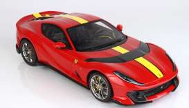 Ferrari  - 812 Competizione 2021 rosso corsa/yellow stripe - 1:18 - Bburago - 18-16915 - bura16915 | The Diecast Company