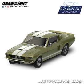 Ford Mustang - GT-500 Fastback 1967 lime gold - 1:64 - GreenLight - 125402A - gl125402A | The Diecast Company