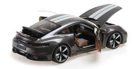 Porsche  - 911 (992) Sport Classic 2022 grey - 1:18 - Minichamps - 110069201 - mc110069201 | The Diecast Company