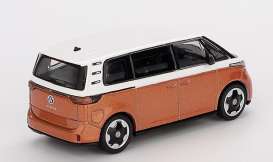 Volkswagen  - ID. Buzz 2024 white/orange - 1:64 - Mini GT - 01061Lhd - MGT01061Lhd | The Diecast Company