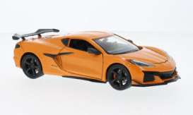 Chevrolet  - Corvette Z06 orange - 1:24 - Welly - 24120 - welly24120or | The Diecast Company