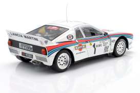 Lancia  - 037 1983 white/blue/red - 1:18 - Werk83 - W1805901 - W1805901 | The Diecast Company