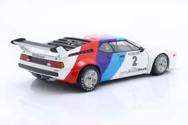 BMW  - M1 1979 white/red/blue - 1:18 - Werk83 - W1803020 - W1803020 | The Diecast Company