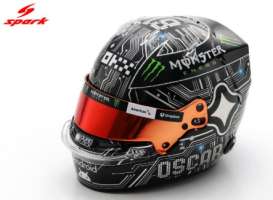 Helmet  - Oscar Piastri 2025 black - 1:5 - Spark - 5HF230 - spa5HF230 | The Diecast Company
