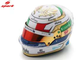 Helmet  - Gabriel Bortoleto  2025 various - 1:5 - Spark - 5HF224 - spa5HF224 | The Diecast Company