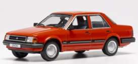 Ford  - Orion MK I 1983 red - 1:43 - IXO Models - IXOCLC630N.22 - ixoCLC630 | The Diecast Company