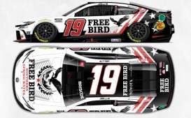 Toyota  - Carmy XSE 2026 white/red/black - 1:64 - Action Racing Collectibles - C192661FRBCJ - arcC192661FRBCJ | The Diecast Company