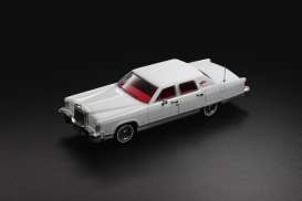 Lincoln  - Continental Town Car 1979 white - 1:64 - SunStar - 60005 - sun60005 | The Diecast Company