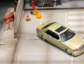 Mercedes Benz  - W140 gold - 1:64 - Street Weapon - STW178 - STW178 | The Diecast Company