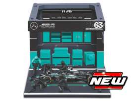 Mercedes Benz  - Petrons 2025 various - 1:43 - Bburago - 18-38458R - bura38458R | The Diecast Company
