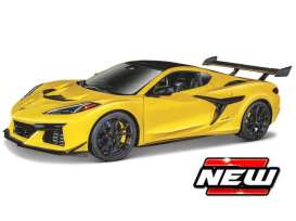 Chevrolet  - Corvette ZR1 2025 yellow - 1:43 - Bburago - 18-30483 - bura30483 | The Diecast Company
