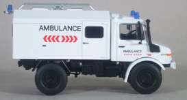 Unimog  - U1300L white/red - 1:64 - Massdi - TJ1028 - MAS-TJ1028 | The Diecast Company