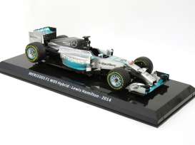 Mercedes Benz  - W05 Hybrid 2014 silver/blue - 1:24 - Magazine Models - MW2ALA0105 - mag24F1Mercedes | The Diecast Company