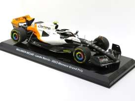McLaren  - MCL60 2023 white/black/orange  - 1:24 - Magazine Models - MW2ALA0106 - mag24McLaren | The Diecast Company